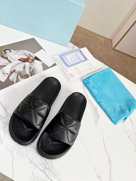 2023 summer fashion platform slippers black and white classic color 5a quality
2023 summer fashion platform slippers black and white classic color 5a quality