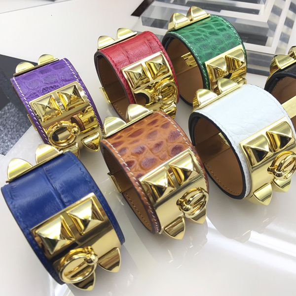 chain merek fashion kualitas tinggi pria wanita gelang hip hop willow punk warna warni kulit asli hadiah perhiasan konser populer 230517, Black
chain merek fashion kualitas tinggi pria wanita gelang hip hop willow punk warna warni kulit asli hadiah perhiasan konser populer 230517, Black