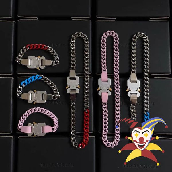 chain 1017 alyx 9sm gelang pria wanita 1 1 kualitas terbaik rantai alyx dibuat di italia kait gesper aksesori 230517, Black
chain 1017 alyx 9sm gelang pria wanita 1 1 kualitas terbaik rantai alyx dibuat di italia kait gesper aksesori 230517, Black