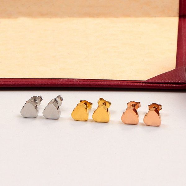 stainless steel women designer stud high polished luxury style simple heart love couple earrings for lady party wedding hoop wholesale, Golden;silver
stainless steel women designer stud high polished luxury style simple heart love couple earrings for lady party wedding hoop wholesale, Golden;silver