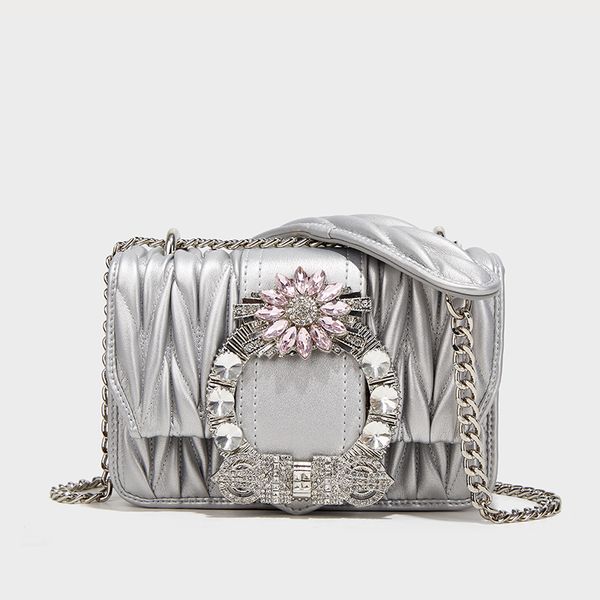 evening bags tas kurir mode untuk wanita 2023 tas tangan flap kulit berlian imii berlipat baru bahu gesper rantai logam 230517
evening bags tas kurir mode untuk wanita 2023 tas tangan flap kulit berlian imii berlipat baru bahu gesper rantai logam 230517