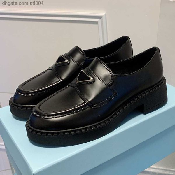 women designer shoe round toe black chocolate leather loafers luxury platform triangle dress shoes
women designer shoe round toe black chocolate leather loafers luxury platform triangle dress shoes