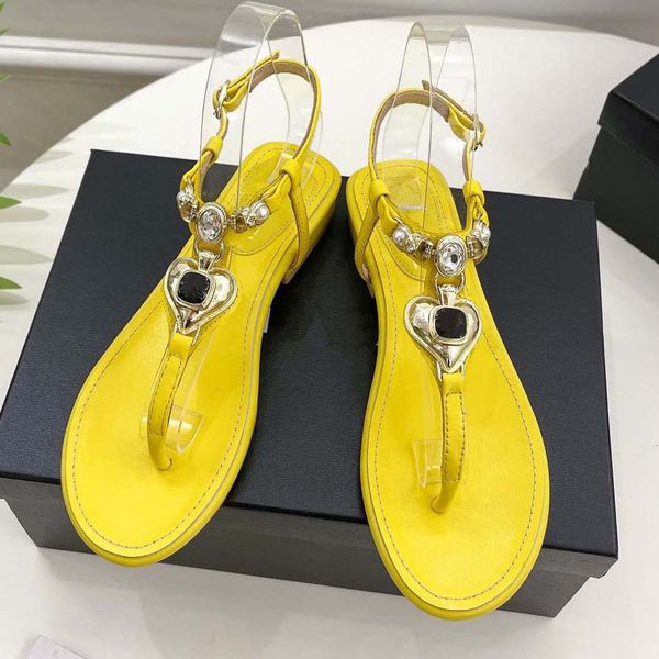 classic lady sandals 100% leather flat shoe bottom beach belt buckle metal women shoes black soft cowhide designer woman loafers large
classic lady sandals 100% leather flat shoe bottom beach belt buckle metal women shoes black soft cowhide designer woman loafers large