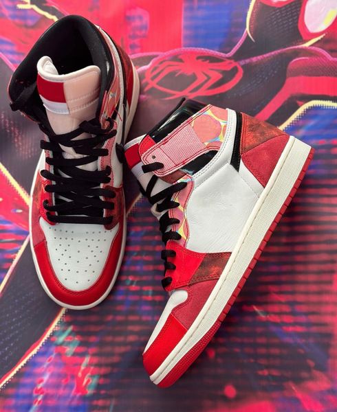 jumpman 1 1s spider-verse mens basketball shoes dv1748-601 university red black white men women platform trainers shoe sports sneakers 36-47
jumpman 1 1s spider-verse mens basketball shoes dv1748-601 university red black white men women platform trainers shoe sports sneakers 36-47