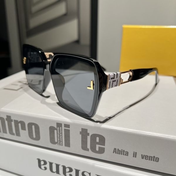 designer sunglasses for women men fashion square model special uv 400 protection letter big leg double beam frame outdoor brands design over, White;black
designer sunglasses for women men fashion square model special uv 400 protection letter big leg double beam frame outdoor brands design over, White;black