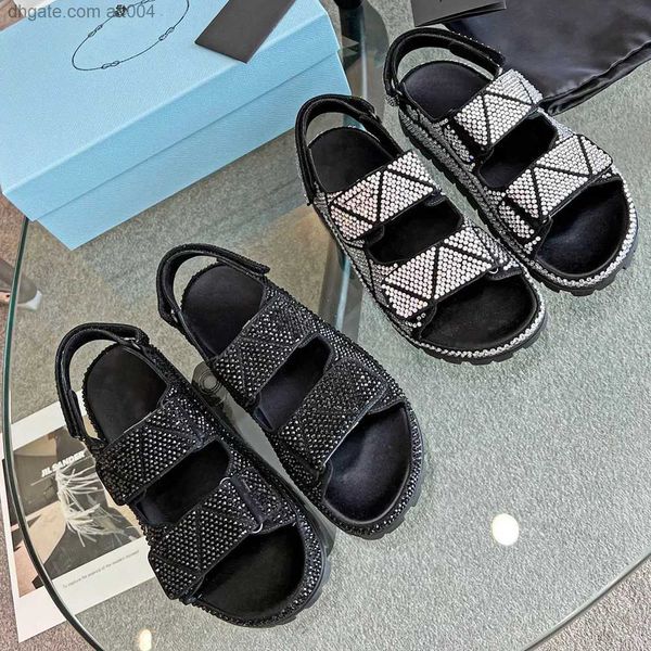 padded nappa leather sandals sporty masculine lines have been reworked create original contemporary fit with embossed triangle on upper with, Black
padded nappa leather sandals sporty masculine lines have been reworked create original contemporary fit with embossed triangle on upper with, Black