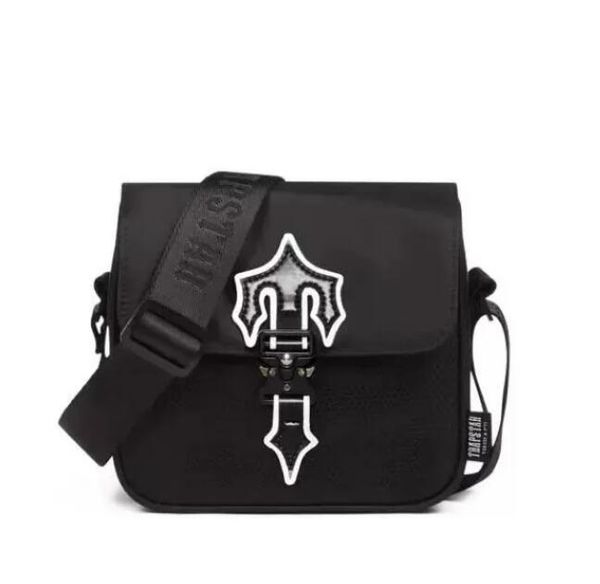 2023 trappstars luxury designer bag irongate t crossbody bag uk london fashion handbag waterproof bags, Black;red
2023 trappstars luxury designer bag irongate t crossbody bag uk london fashion handbag waterproof bags, Black;red