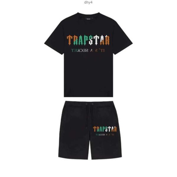 mens trapstar t shirt short sleeve print outfit chenille tracksuit black cotton london streetwear s-3xl 3kr75, White;black
mens trapstar t shirt short sleeve print outfit chenille tracksuit black cotton london streetwear s-3xl 3kr75, White;black