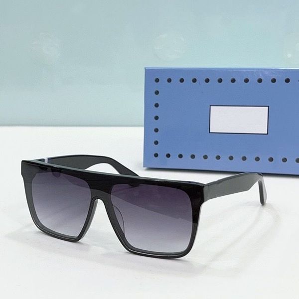 2023 women men fashion sunglasses black width plank full frame light purple gradient color square glasses available with box, White;black
2023 women men fashion sunglasses black width plank full frame light purple gradient color square glasses available with box, White;black