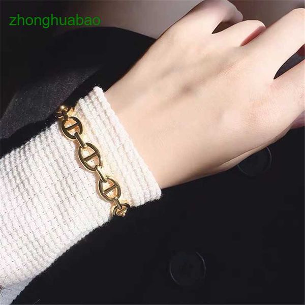 hemres designer bracelet ins wind pig nose chain open adjustable bracelet metal texture korean version simple and personalized fashion, Black
hemres designer bracelet ins wind pig nose chain open adjustable bracelet metal texture korean version simple and personalized fashion, Black
