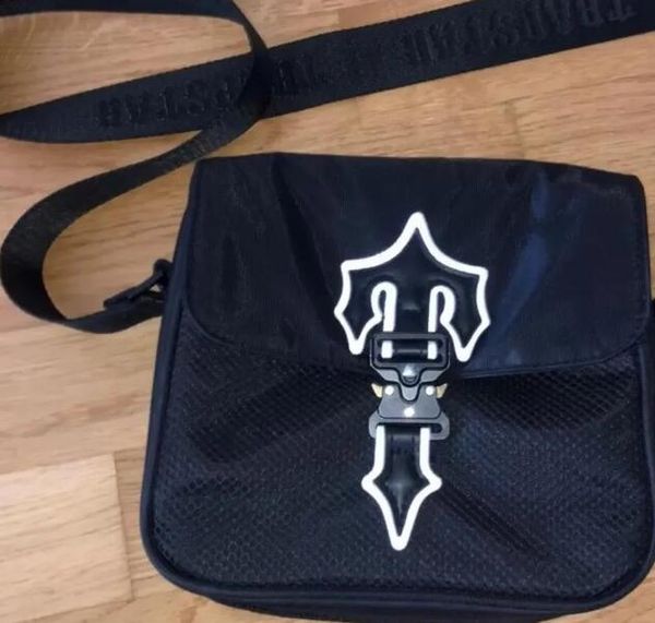 trappstars shoulder bag couple style sports crossbody messenger bag 20230217, Black;red
trappstars shoulder bag couple style sports crossbody messenger bag 20230217, Black;red