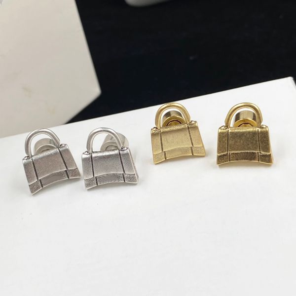 earrings designer earrings luxury designer jewelry women b handbag shaped earrings baguette studs new fashion, Golden;silver
earrings designer earrings luxury designer jewelry women b handbag shaped earrings baguette studs new fashion, Golden;silver