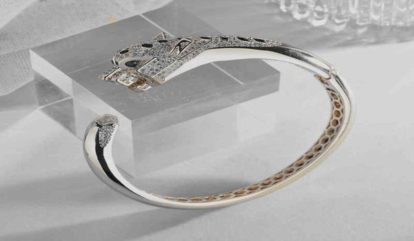 leopard head bracelet full of diamond silver plated animal hand jewelry high carbon diamond opening leopard cheetah male and femal5737333, Black
leopard head bracelet full of diamond silver plated animal hand jewelry high carbon diamond opening leopard cheetah male and femal5737333, Black