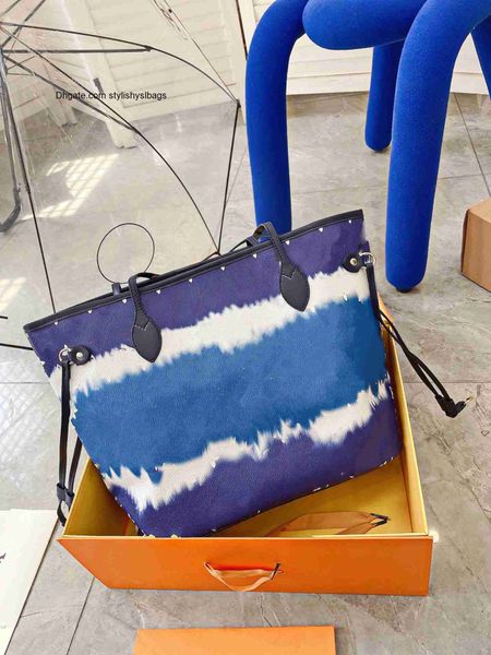 totes designers shoulder bag luxurious tote purse handbag message bags cluth classic genuine leather crossbody old flower size 32cm with wal
totes designers shoulder bag luxurious tote purse handbag message bags cluth classic genuine leather crossbody old flower size 32cm with wal