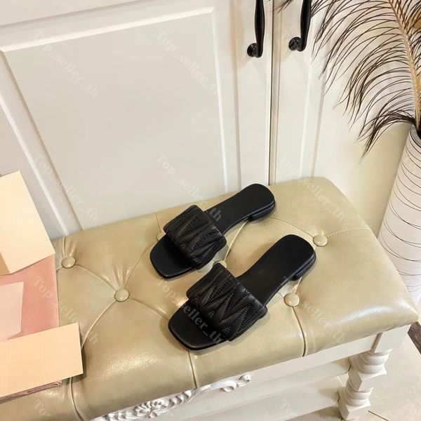 matelasse nappa leather slides women fold leather slippers candy color slide designer flat heels sandal womens rubber slipper top, Black
matelasse nappa leather slides women fold leather slippers candy color slide designer flat heels sandal womens rubber slipper top, Black