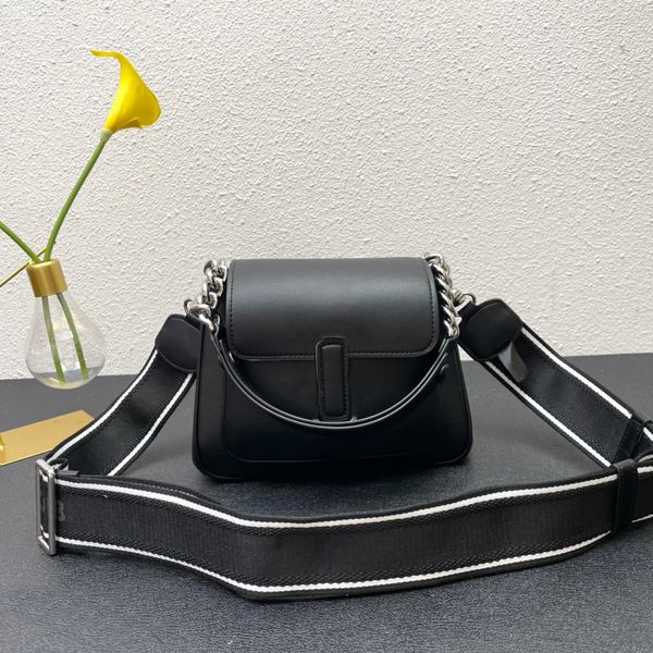 7a designer bags new cowhide crossbody handbags large capacity women totes sliver hardware
7a designer bags new cowhide crossbody handbags large capacity women totes sliver hardware