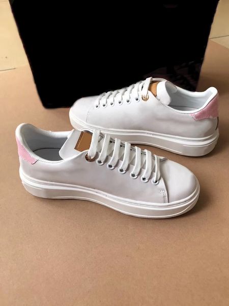 high-quality solid color thick soled designer sneakers fashion shoes non-slip run slip low breathable casual shoes
high-quality solid color thick soled designer sneakers fashion shoes non-slip run slip low breathable casual shoes