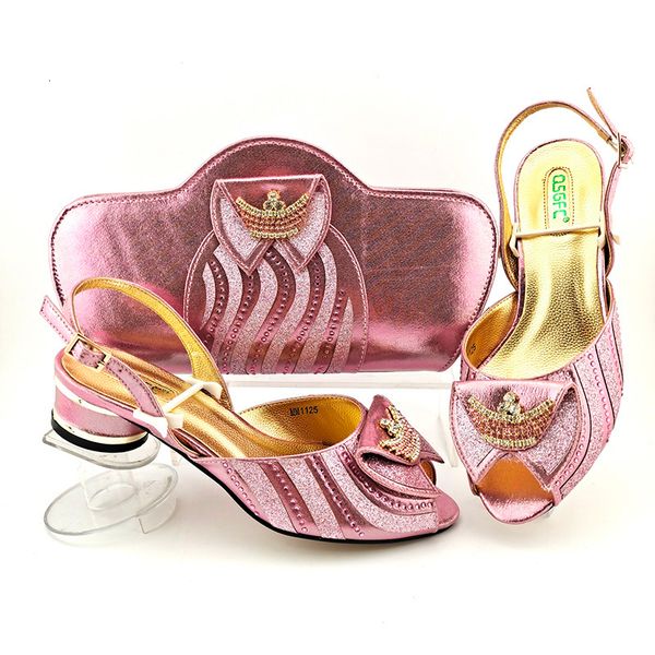 dress shoes qsgfc sepatu wanita cocok keluaran baru untuk dan set tas sandal elegan hak rendah pernikahan kerajaan dalam warna anggur 230516, Black
dress shoes qsgfc sepatu wanita cocok keluaran baru untuk dan set tas sandal elegan hak rendah pernikahan kerajaan dalam warna anggur 230516, Black
