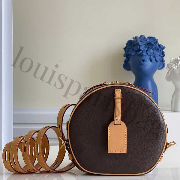 designer round bag genuine leather handbag 22.5cm luxury crossbody bag delicate knockoff shoulder bag
designer round bag genuine leather handbag 22.5cm luxury crossbody bag delicate knockoff shoulder bag