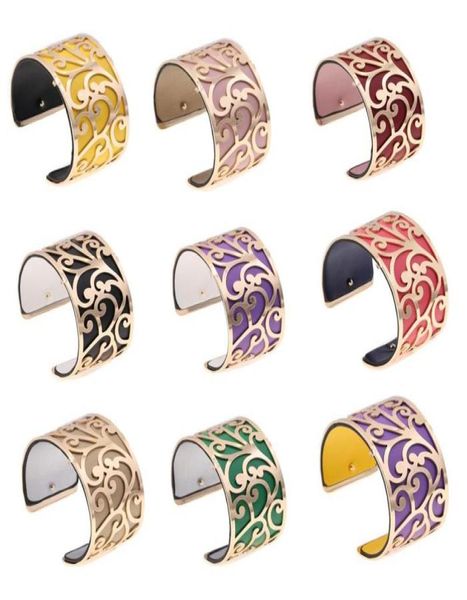 40mm interchangeable reversible bracelet for women with gold color flower shaped leather cuff charm femme bangle5629795, Black
40mm interchangeable reversible bracelet for women with gold color flower shaped leather cuff charm femme bangle5629795, Black