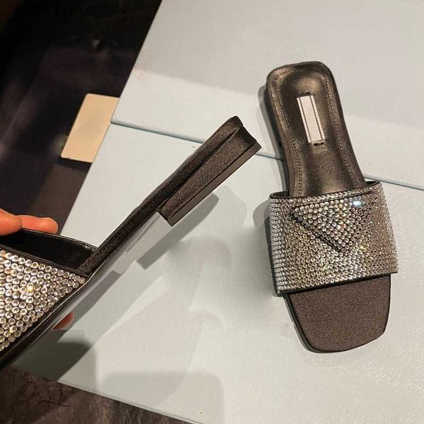 diamond sandals new flip flops sandals women's designer shoes fashion shiny rhinestone leather high heels 6.5cm slippers luxury show pa, Black
diamond sandals new flip flops sandals women's designer shoes fashion shiny rhinestone leather high heels 6.5cm slippers luxury show pa, Black
