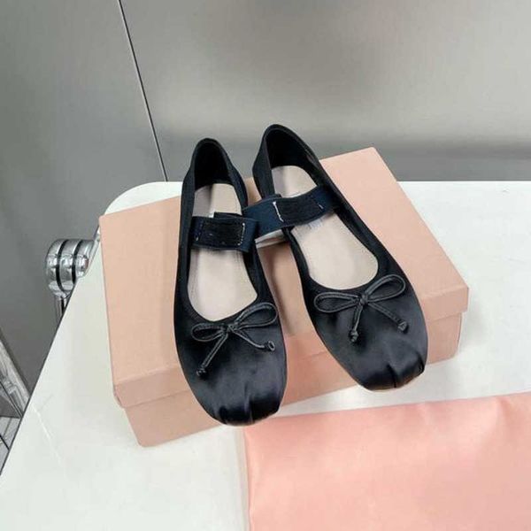 2023 ballet dress shoes women's satin bow comfortable casual shoes flat paris dancing shoes women's holiday women's elastic b, Black
2023 ballet dress shoes women's satin bow comfortable casual shoes flat paris dancing shoes women's holiday women's elastic b, Black