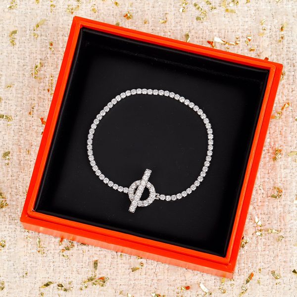 designer bracelet classic style fashion simple and generous quality refined women bracelet suitable for social gatherings gifts, Black
designer bracelet classic style fashion simple and generous quality refined women bracelet suitable for social gatherings gifts, Black