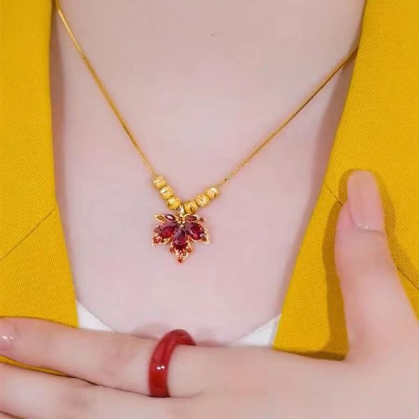 

Elegant Design Red Zircon Maple Leaf Pendant Necklace 18K Gold Plated Jewelry