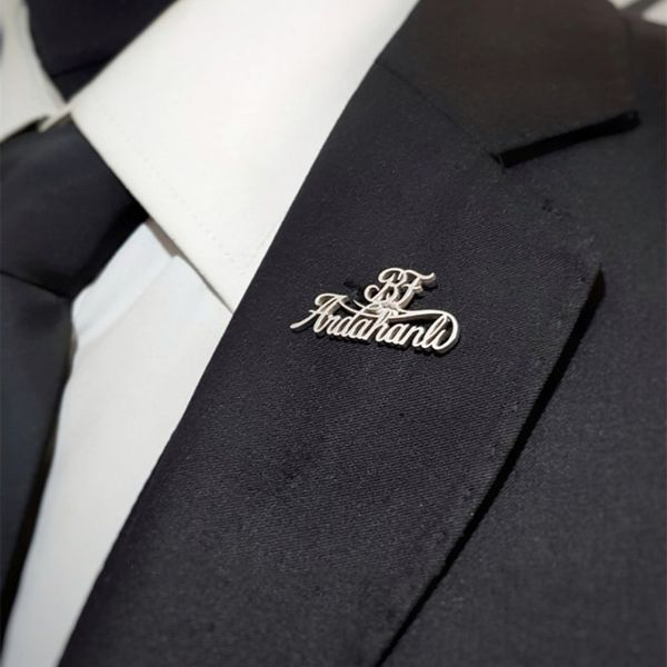 pins brooches pin bros nama kustom kepribadian rantai baja tahan karat lencana papan untuk pria jaket suami perhiasan hadiah ulang tahun 230, Gray
pins brooches pin bros nama kustom kepribadian rantai baja tahan karat lencana papan untuk pria jaket suami perhiasan hadiah ulang tahun 230, Gray