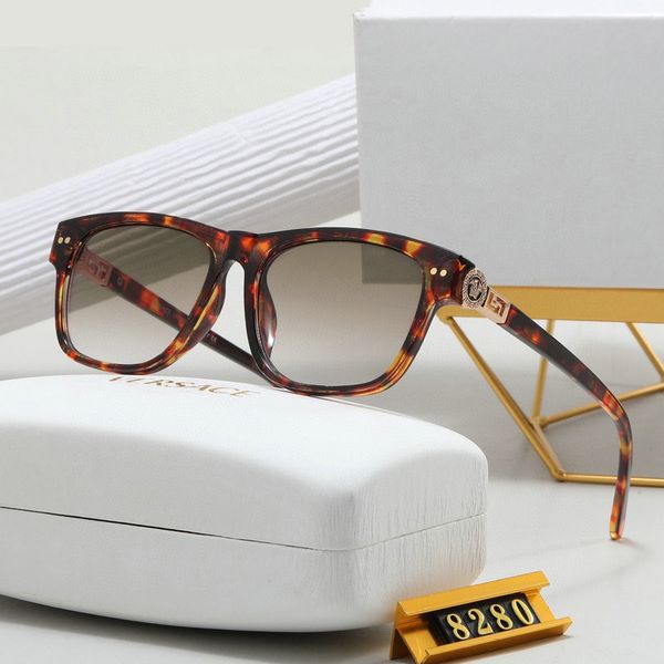 fashion designer sunglasses luxurys eyeglass women men sunglass outdoor large frame beach sun bathing driving cool ps, White;black
fashion designer sunglasses luxurys eyeglass women men sunglass outdoor large frame beach sun bathing driving cool ps, White;black