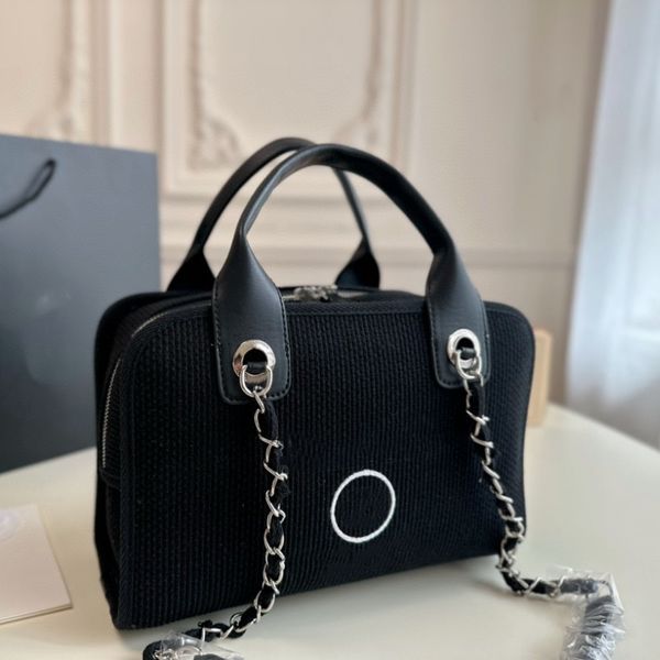 women's handbag designer bag luxury one shoulder bag fashion casual bowling bag leather shoulder strap senior embroidery alphabet elega
women's handbag designer bag luxury one shoulder bag fashion casual bowling bag leather shoulder strap senior embroidery alphabet elega