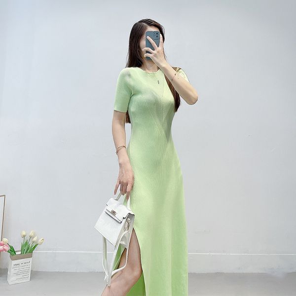 basic & casual dresse wholesale of new maje green open back lace up short sleeve single side split knitted dress, Black;gray
basic & casual dresse wholesale of new maje green open back lace up short sleeve single side split knitted dress, Black;gray