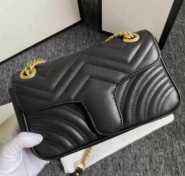 2023 designers shoulder bags women chain bag crossbody messenger tote female quilted heart leather handbags purses wallets, Black;red
2023 designers shoulder bags women chain bag crossbody messenger tote female quilted heart leather handbags purses wallets, Black;red
