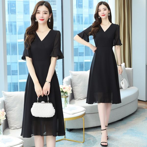 chiffon dress women's summer new simple fashion slim fit show thin temperament large swing long dress retro hepburn little black dress
chiffon dress women's summer new simple fashion slim fit show thin temperament large swing long dress retro hepburn little black dress