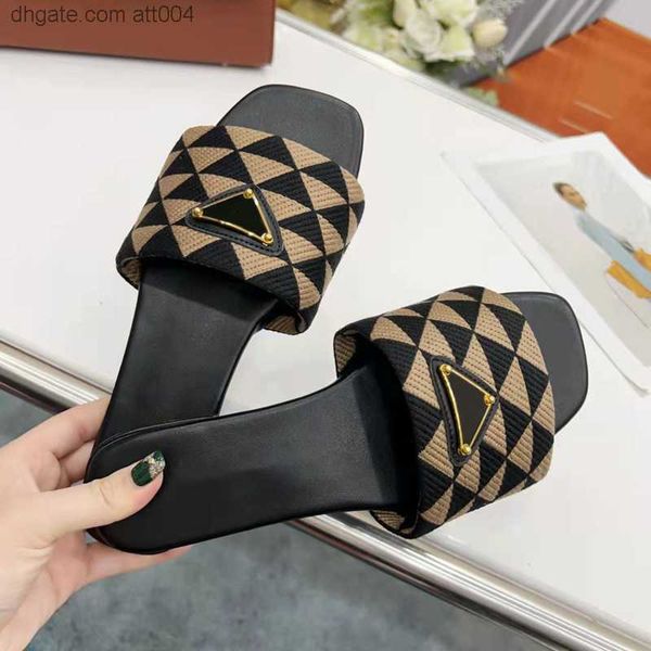 with box embroidered fabric slides slippers black beige embroidery mules womens home flip flops casual sandals summer flat slide rubber sole
with box embroidered fabric slides slippers black beige embroidery mules womens home flip flops casual sandals summer flat slide rubber sole