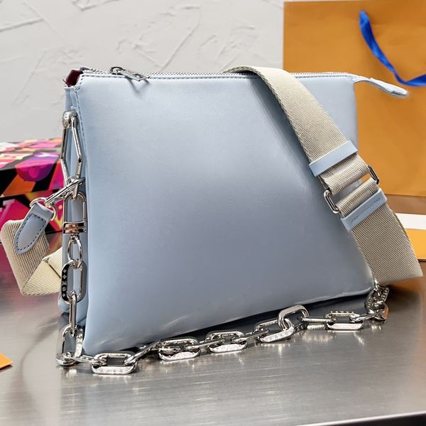 new designer shoulder bag wallet genuine leather letter embossing exquisite craftsmanship luxury bag fashion messenger bag handbag wallet mu
new designer shoulder bag wallet genuine leather letter embossing exquisite craftsmanship luxury bag fashion messenger bag handbag wallet mu