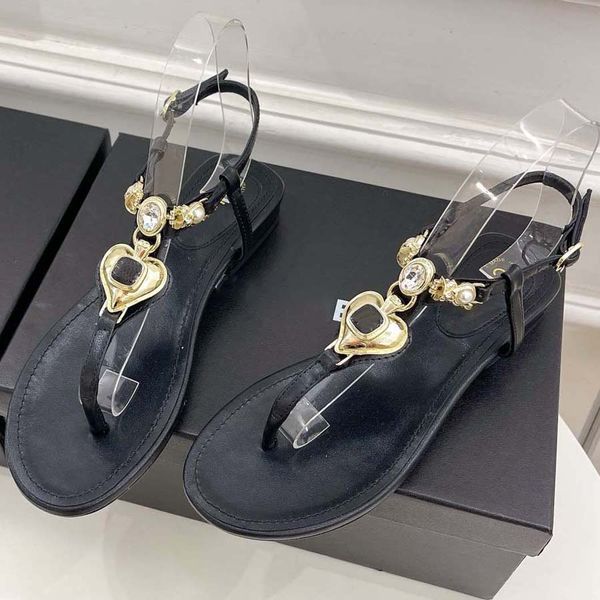 sandals 100% leather flat shoe bottom beach belt buckle metal women shoes black soft cowhide designer woman loafers large with box
sandals 100% leather flat shoe bottom beach belt buckle metal women shoes black soft cowhide designer woman loafers large with box