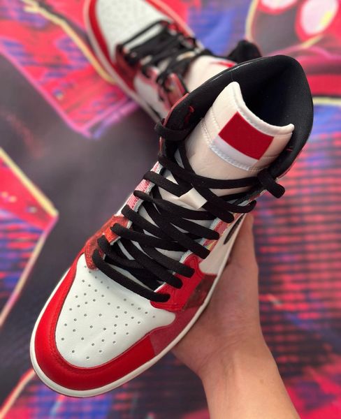 1 1s mens basketball shoes dv1748-601 university red black white men women trainers sports sneakers
1 1s mens basketball shoes dv1748-601 university red black white men women trainers sports sneakers