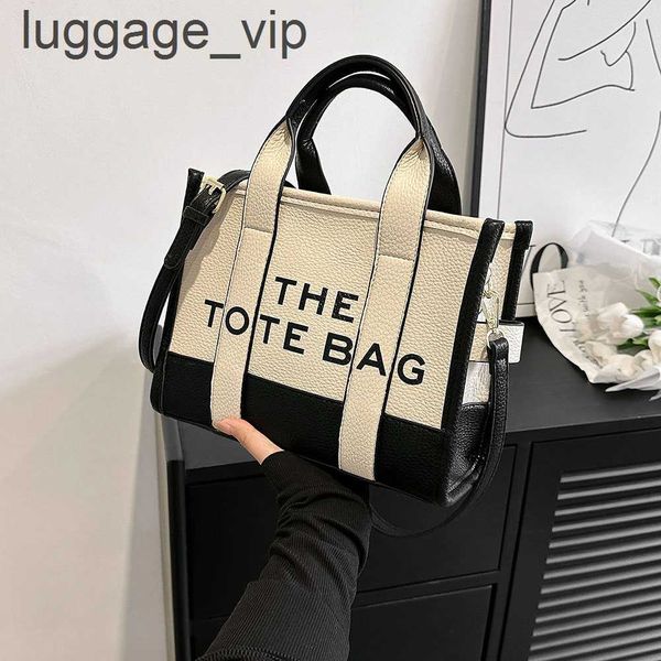 totes luxury designer handbag ladies shoulder bag brand letter tote crossbody shopping bag ladies envelope
totes luxury designer handbag ladies shoulder bag brand letter tote crossbody shopping bag ladies envelope