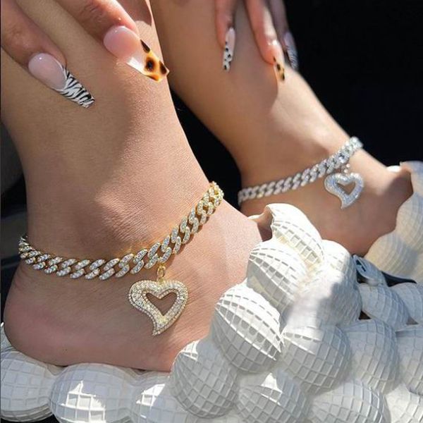 anklets 9mm gelang kaki rantai sambungan kuba dengan liontin hati berongga perhiasan keluar es hip hop cz zirconia kubik 5a bling lapis penu, Red;blue
anklets 9mm gelang kaki rantai sambungan kuba dengan liontin hati berongga perhiasan keluar es hip hop cz zirconia kubik 5a bling lapis penu, Red;blue