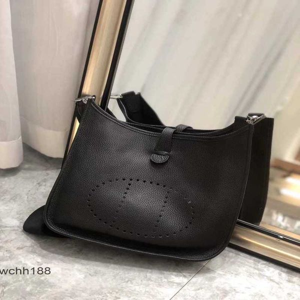 hemes leather layer bags designer togo evelyns bucket tote bag cow high 2023 lychee pattern h hollow one shoulder cross body u044
hemes leather layer bags designer togo evelyns bucket tote bag cow high 2023 lychee pattern h hollow one shoulder cross body u044