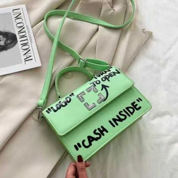 women's luxury fashion hand bag evening bags offs brand designers graffiti handbag letter backpack classic one shoulder purse ladies ha, Black;red
women's luxury fashion hand bag evening bags offs brand designers graffiti handbag letter backpack classic one shoulder purse ladies ha, Black;red