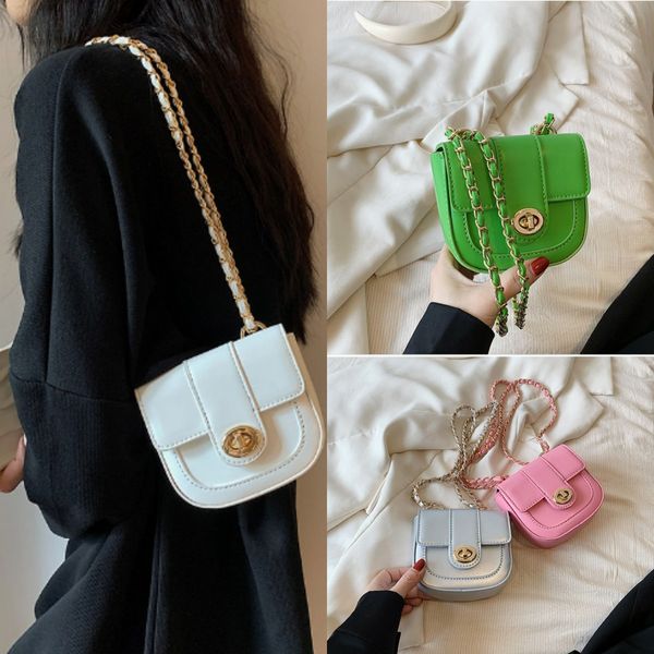 ins korean simple girls princess handbags 2023 summer kids pu cross-body ladies chain one shoulder decoration bag f1686, Black
ins korean simple girls princess handbags 2023 summer kids pu cross-body ladies chain one shoulder decoration bag f1686, Black
