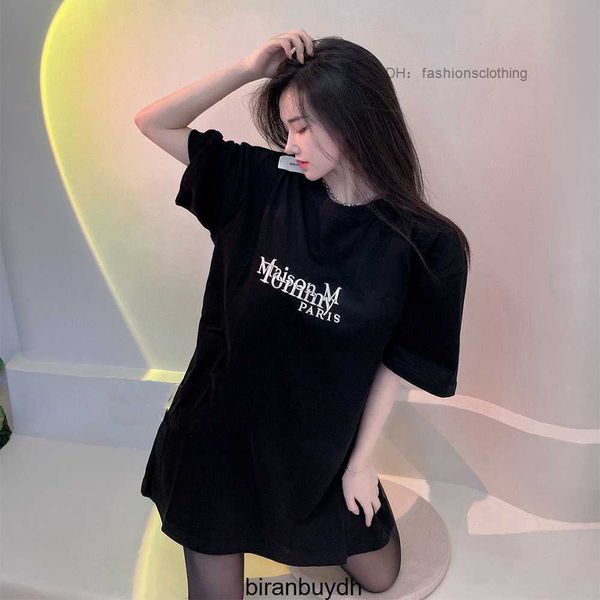 margiela men's t-shirts the correct version of mm6 magera co branded broken hole open label embroidery letter loose fit and s3kt, White;black
margiela men's t-shirts the correct version of mm6 magera co branded broken hole open label embroidery letter loose fit and s3kt, White;black