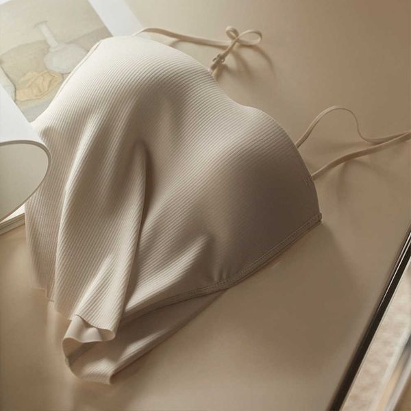 strap integrated chest cushion tank for women's thin summer outwear with a bra and underlay short, White
strap integrated chest cushion tank for women's thin summer outwear with a bra and underlay short, White