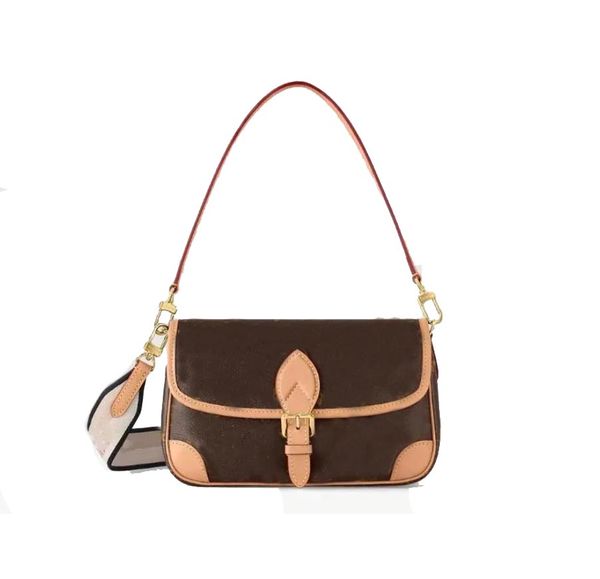 womens luxury shoulder bag designer bag diane genuine leather messenger bag brown flower crossbody bags designers wallet purse, Red;black
womens luxury shoulder bag designer bag diane genuine leather messenger bag brown flower crossbody bags designers wallet purse, Red;black