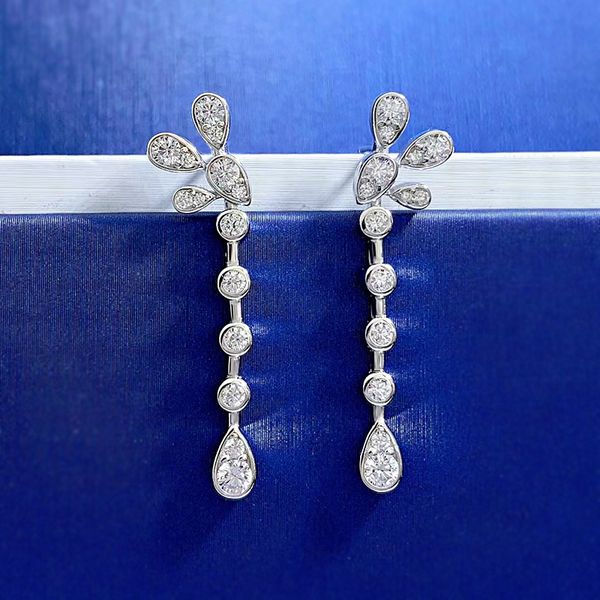 flower moissanite diamond dangle earring 100% real 925 sterling silver wedding drop earrings for women promise jewelry gift, Golden;silver
flower moissanite diamond dangle earring 100% real 925 sterling silver wedding drop earrings for women promise jewelry gift, Golden;silver