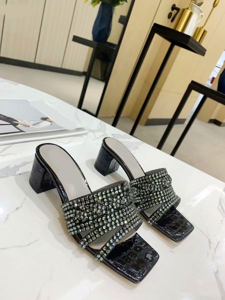 2023 luxury women slippers thick with classic famous designer high heels sandals women slide shoes sandal sandals famous designer women luxu, Black
2023 luxury women slippers thick with classic famous designer high heels sandals women slide shoes sandal sandals famous designer women luxu, Black
