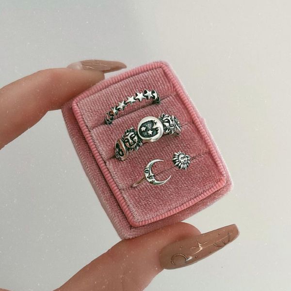 band rings cincin bintang bulan punk untuk wanita 3 buah perhiasan jari trendi uniseks buku pembukaan matahari geometris warna perak retro 2, Silver
band rings cincin bintang bulan punk untuk wanita 3 buah perhiasan jari trendi uniseks buku pembukaan matahari geometris warna perak retro 2, Silver