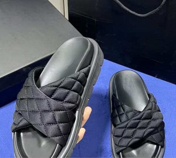 luxury women's slippers shoes designer premium fabric cross slippers summer casual ladies couples thick sole beach shoes classic flip-f, Black 
luxury women's slippers shoes designer premium fabric cross slippers summer casual ladies couples thick sole beach shoes classic flip-f, Black